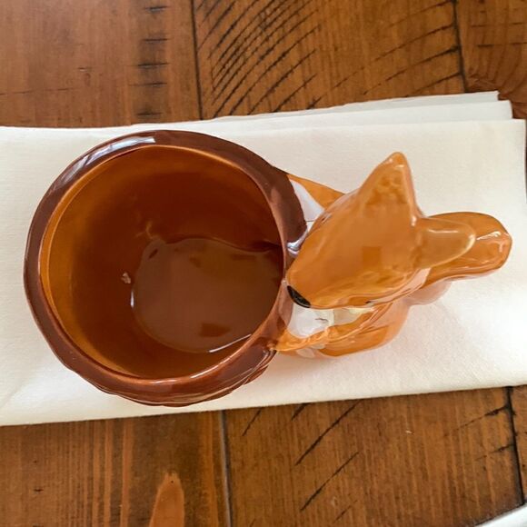 Vintage Hand Painted Squirrel Planter pot. ‎ Cute for succulents cacti or plants - Picture 4 of 7